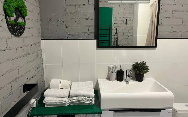 Prostornaya Kvartira Vblizi Zhd Vokzala Seti El Apart Flat