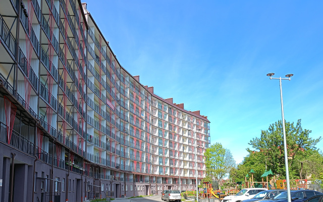 V Novom Dome Orudiynaya 1A Flat