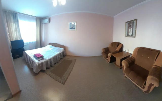 Na Ulitse Leningradskaya 85 Flat