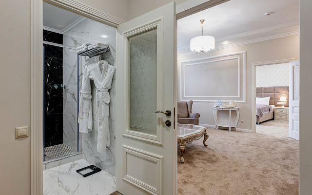 Hotel Gubernator`