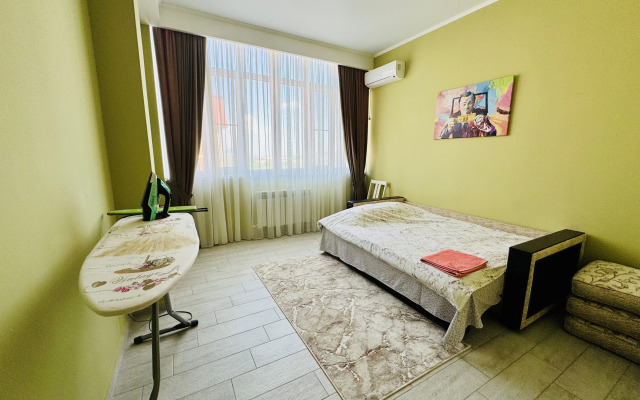 Квартира Новая Двушкарядом с Парком и Санаторием Виктория