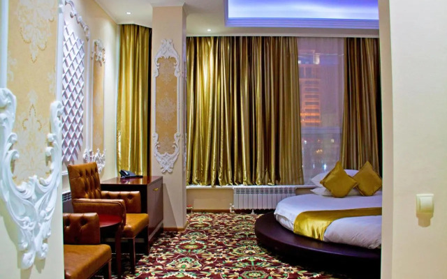 Sky Luxe Hotel