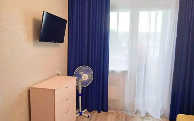 Odnokomnatnaya po Ulitse Oktyabryskaya Flat