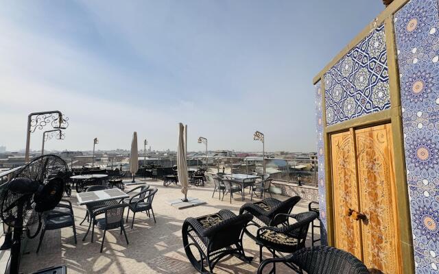 Sharq Yulduzi Hotel