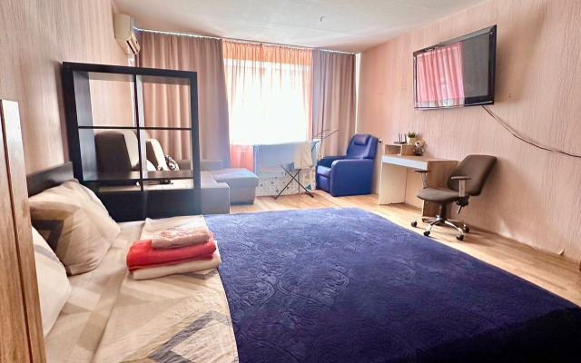 Квартира Большая 1-ка на Строителей 5