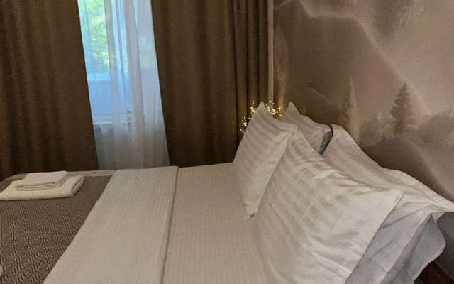 Dvukhkomnatnye Apartamenty Na Tsvetochnoy Flat