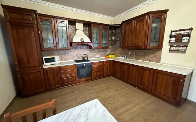 Eskvayr Shale Chalet