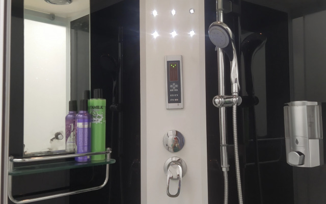 Квартира у озера