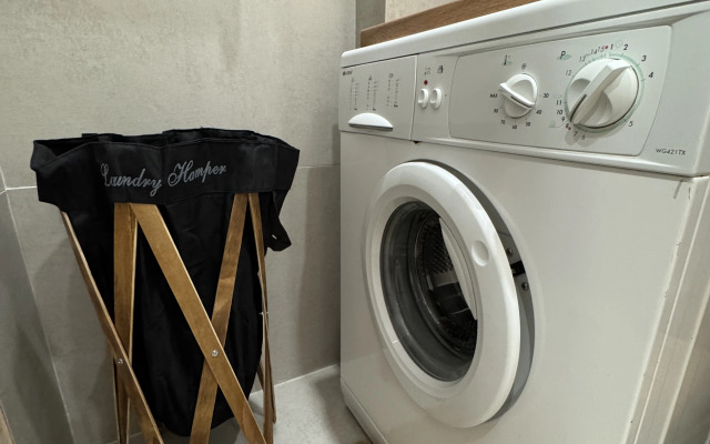 Апартаменты Уютная 2-х.ком.кв на НЛМК