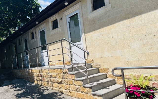 Iveriya Guest House
