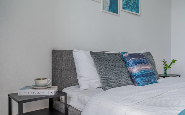 Квартира 8 Марта 202/4