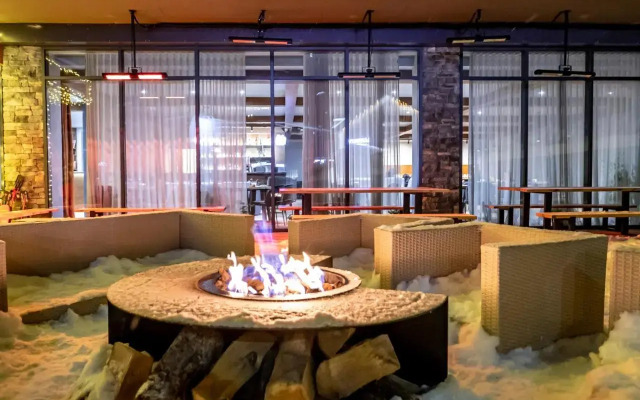 Hotel Dialog Kokhta