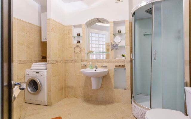 Апартаменты в центре города рядом со стадионом Динамо