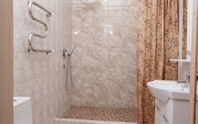 Квартира на Набережной Леонова 47