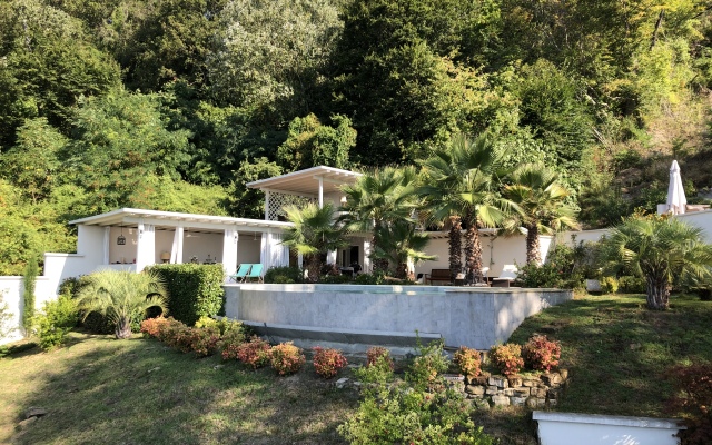 More I Palmyi Guest House