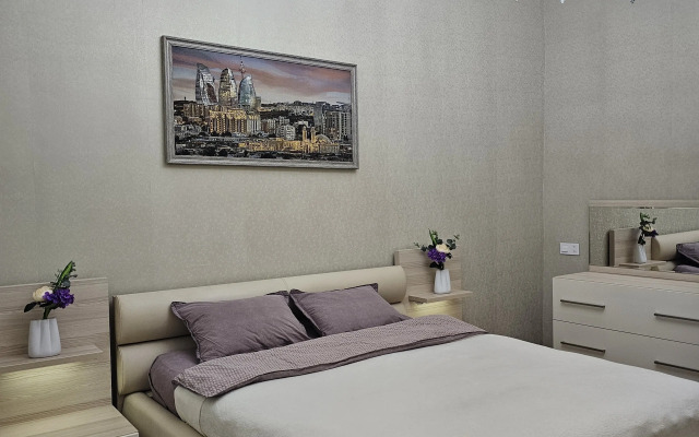 Na Prospekte Azadlyg 13 Flat