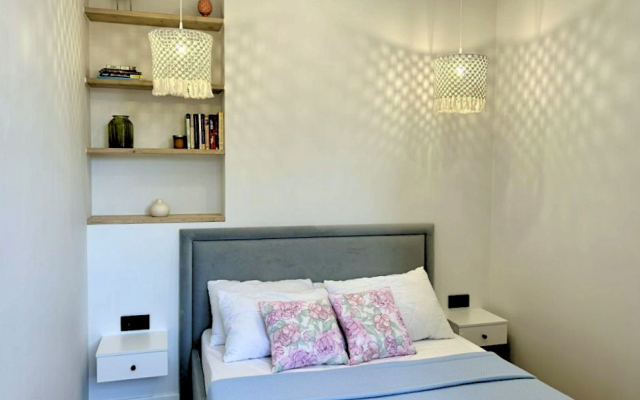 Na Ulitse Akatsiy 34k9 Apartments