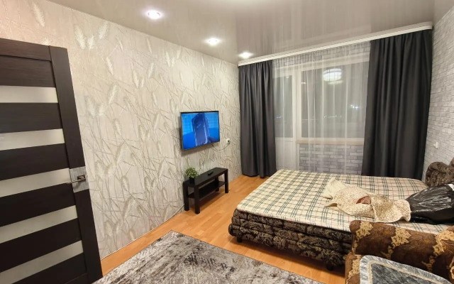 Апартаменты с 1 комнатой рядом с Городской больницей, вид на город (КВАРТИРА51)