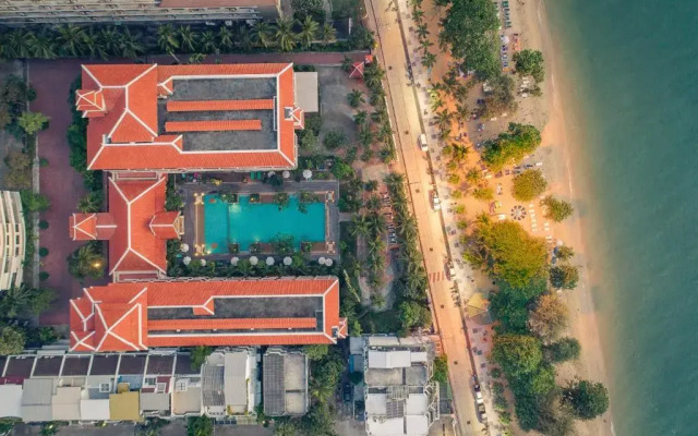 Курортный отель Avalon Beach Resort