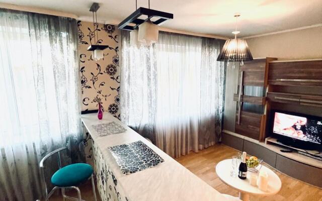 Na Mira Apartments