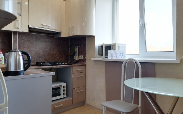 Atmosfera Komforta Geologorazvedchikov 9 Apartments