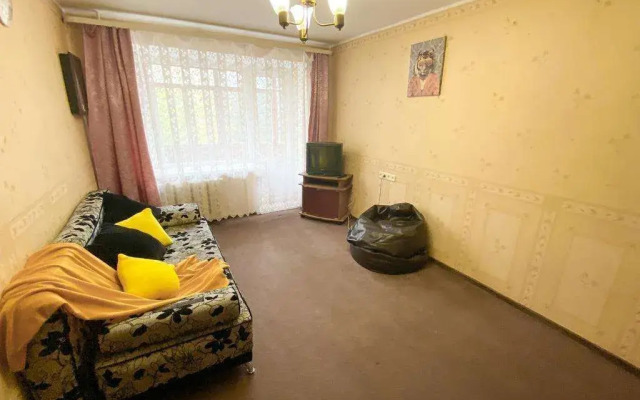 Na Dostoyevskogo, 102 Flat