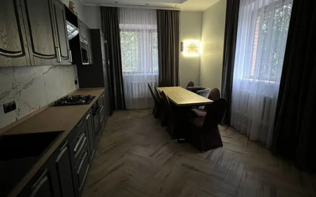 Частный дом Юджин хаус