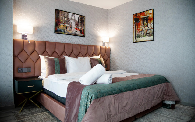 Essam Deluxe Hotel