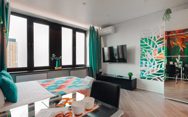 Апартаменты Lalapart Tropikana с ярким ремонтом на 30 этаже небоскреба Савеловский Сити