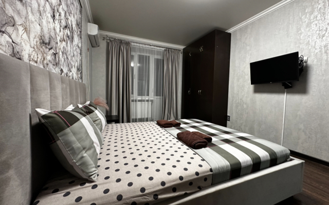 Star House - Pestova Apartments