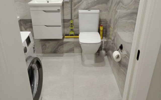 Na Farmana Salmanova 15 Flat