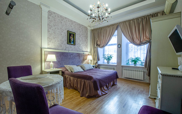 Апартаменты Life Inn near Hermitage