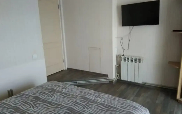 Квартира Двухкомнатная рядом с Новым Херсонесом