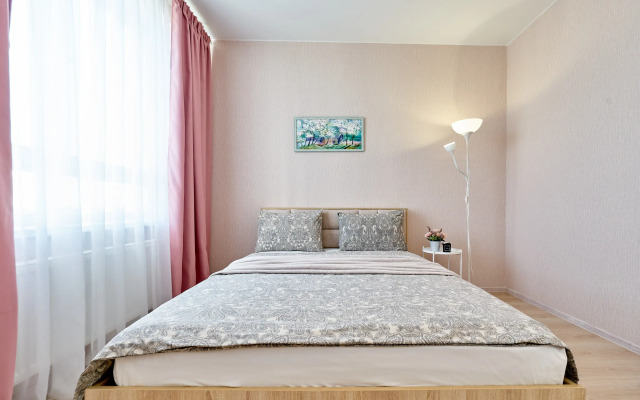 Apart Loren Flat