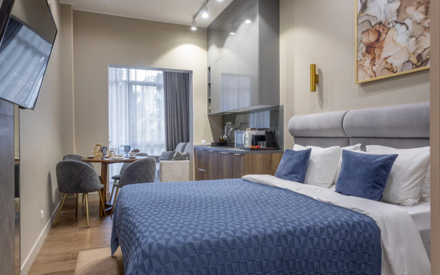 Апартаменты Mirror с красивым видом в Центре Сочи