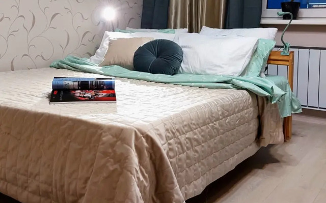 Квартира ЕвроДвушка Аксакова 81/1 на 17 Этаже до 7 Чел