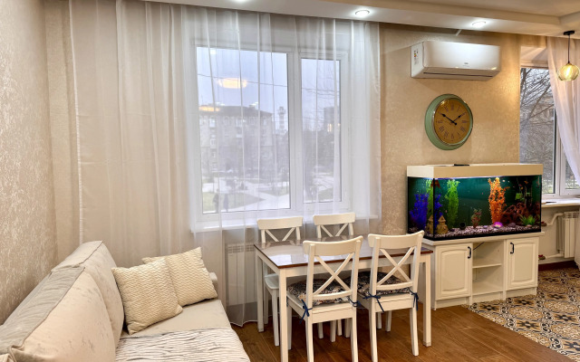 Tsentr 2k Stalinka Apartment