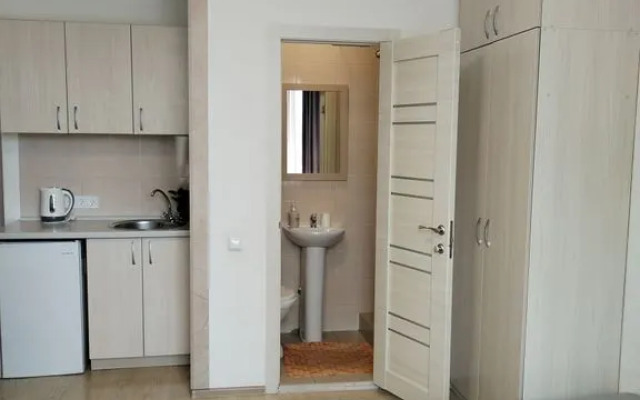 Апартаменты студия на Верхнепоротой 64