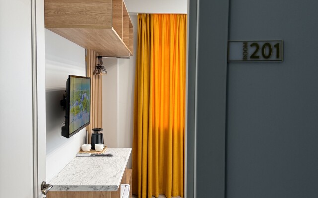 Adam Boutique Hotel