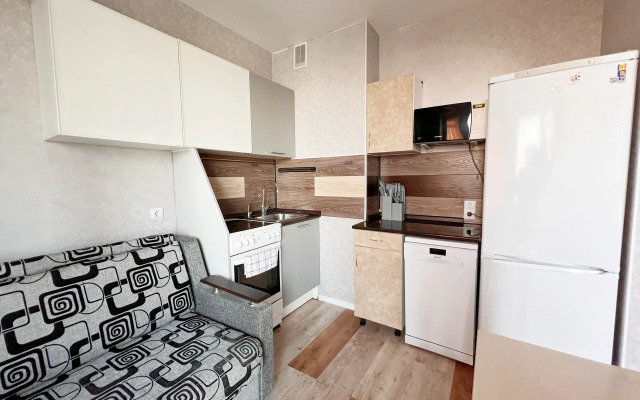 1ka Nevabed V Neboskrebe U Nevy Flat