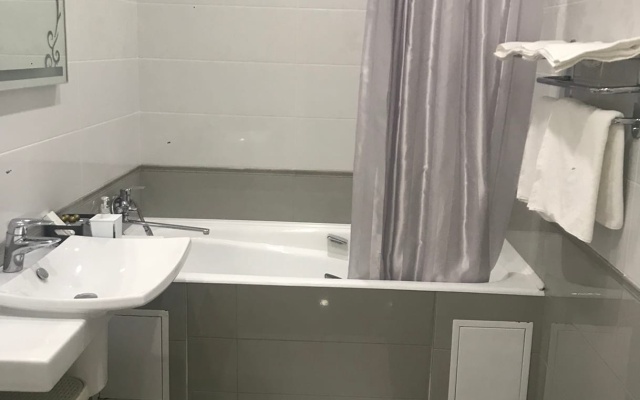 Апартаменты Дальневосточная 126