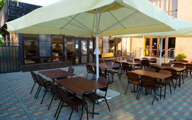 Sharm Hotel