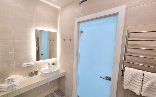 Mytimewell Chernomorskaya 13G Apartments 1
