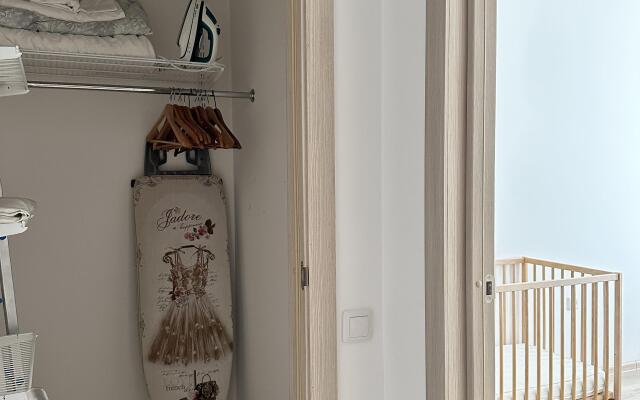 Vishneva Aparts Na Antokolskom Pereulke 6 Apartments