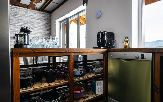 Ryzhiy poni Guest House