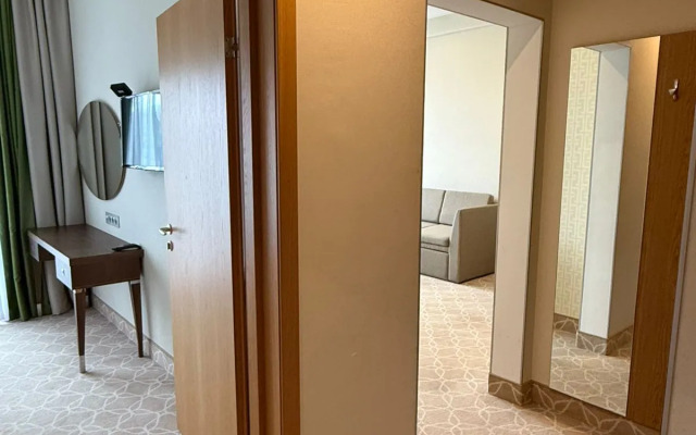 ZhK Green Park Apartments 1