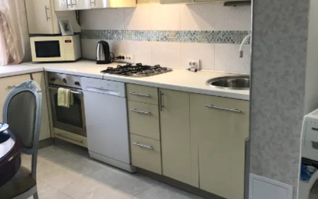 Na Marshala Borzova 105 Apartments