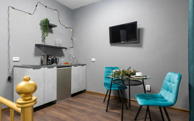 Na Oktyabryskoy Naberezhnoy 34k2 Apartments