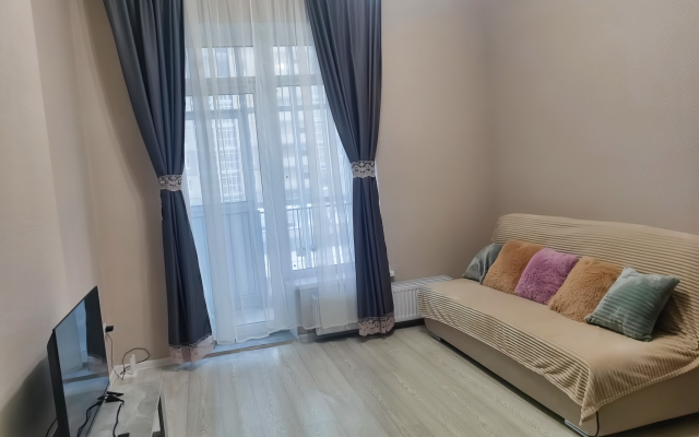 V 10 Minutakh Ot Akvaparka Flat