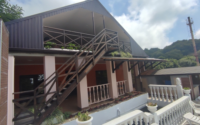 Lirion Guest house